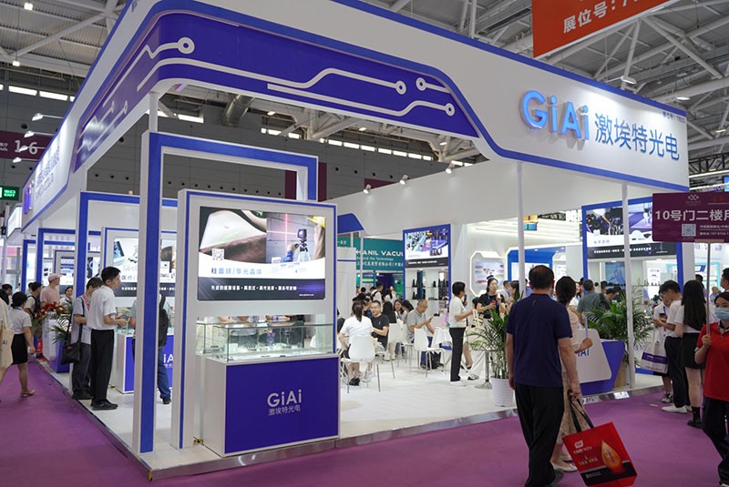 直击现场盛况，金年会jinnianhui
与你走进第25届光博会